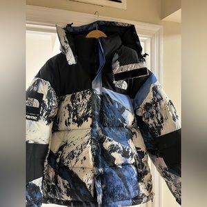 North face supreme baltoro mountain jacket large